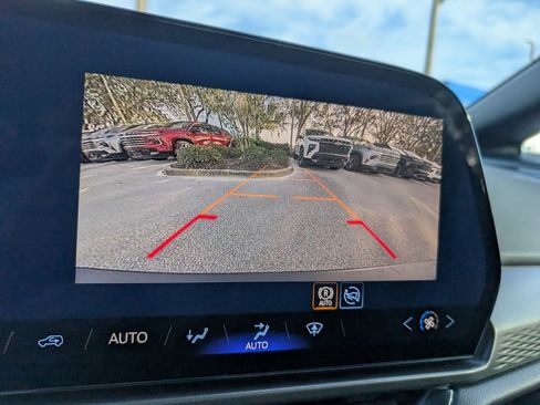 New 2026 Chevrolet Equinox EV LT image 20