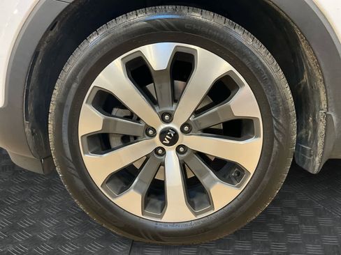 Used 2021 Kia Telluride EX w/ EX Premium Package image 26