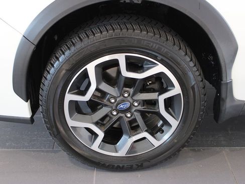 Used 2017 Subaru Crosstrek 2.0i Premium image 24