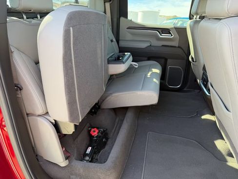 Used 2023 GMC Sierra 1500 SLT w/ SLT Premium Plus Package AWD/4WD image 35