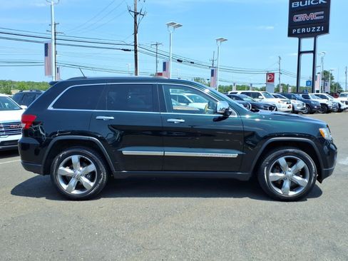 Used 2013 Jeep Grand Cherokee Overland w/ Advance Technology Group AWD/4WD image 2
