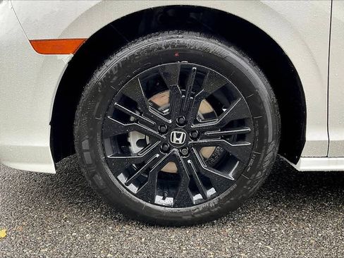 New 2026 Honda Odyssey Sport-L image 8