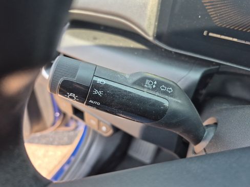 Used 2025 Kia K4 FWD image 33