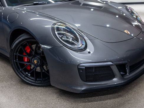 Used 2018 Porsche 911 Carrera GTS RWD image 16