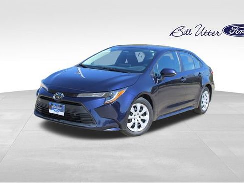 Used 2024 Toyota Corolla LE image 1