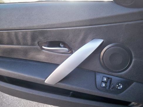 Used 2008 BMW Z4 3.0i image 14