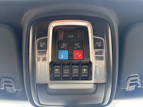 New 2026 RAM 1500 Laramie AWD/4WD image 14
