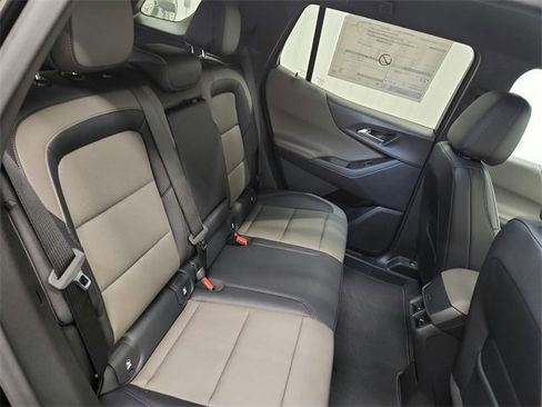 New 2026 Chevrolet Equinox LT w/ Convenience Package II image 50