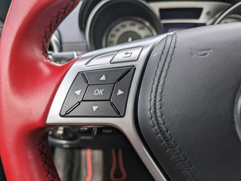 Used 2016 Mercedes-Benz SL 550 image 24