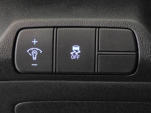 Certified 2025 Hyundai Elantra Sport FWD image 33
