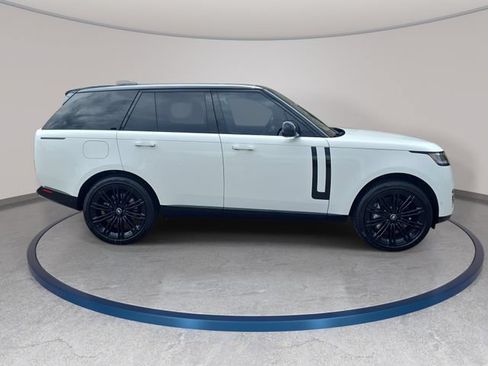 Certified 2025 Land Rover Range Rover SE AWD/4WD image 5
