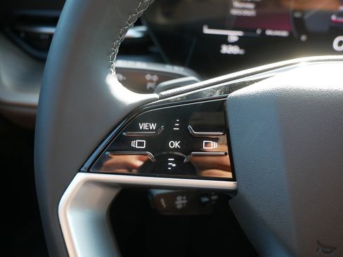 New 2025 Audi Q5 Premium image 13