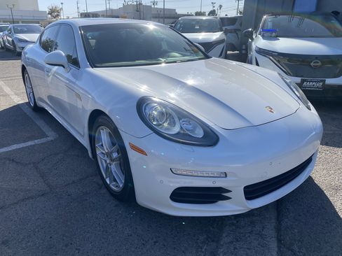 Used 2014 Porsche Panamera image 6