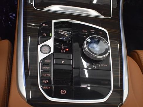 Used 2026 BMW X5 xDrive40i w/ Executive Package AWD/4WD image 30