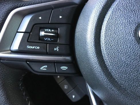 Used 2022 Subaru Outback Premium image 17