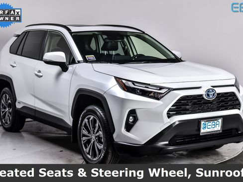 Used 2024 Toyota RAV4 XLE Premium image 1