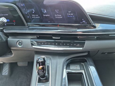 Used 2024 Cadillac Escalade Sport w/ LPO, ONYX Package AWD/4WD image 26