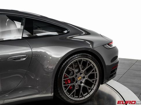 Used 2024 Porsche 911 Carrera 4S image 15