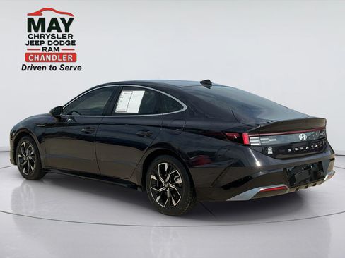 Used 2025 Hyundai Sonata SEL FWD image 5