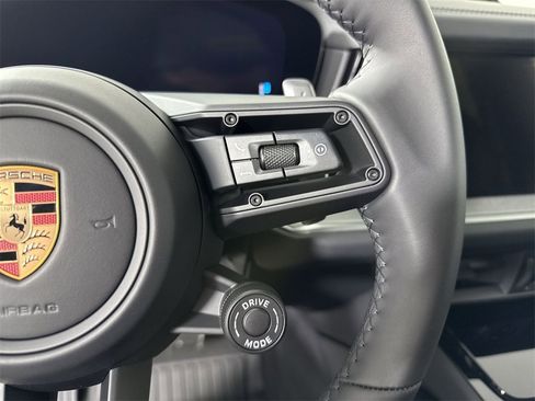 New 2026 Porsche Cayenne S image 38