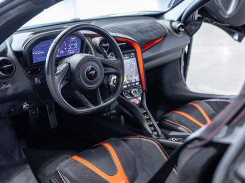 Used 2020 McLaren 720S Luxury image 44