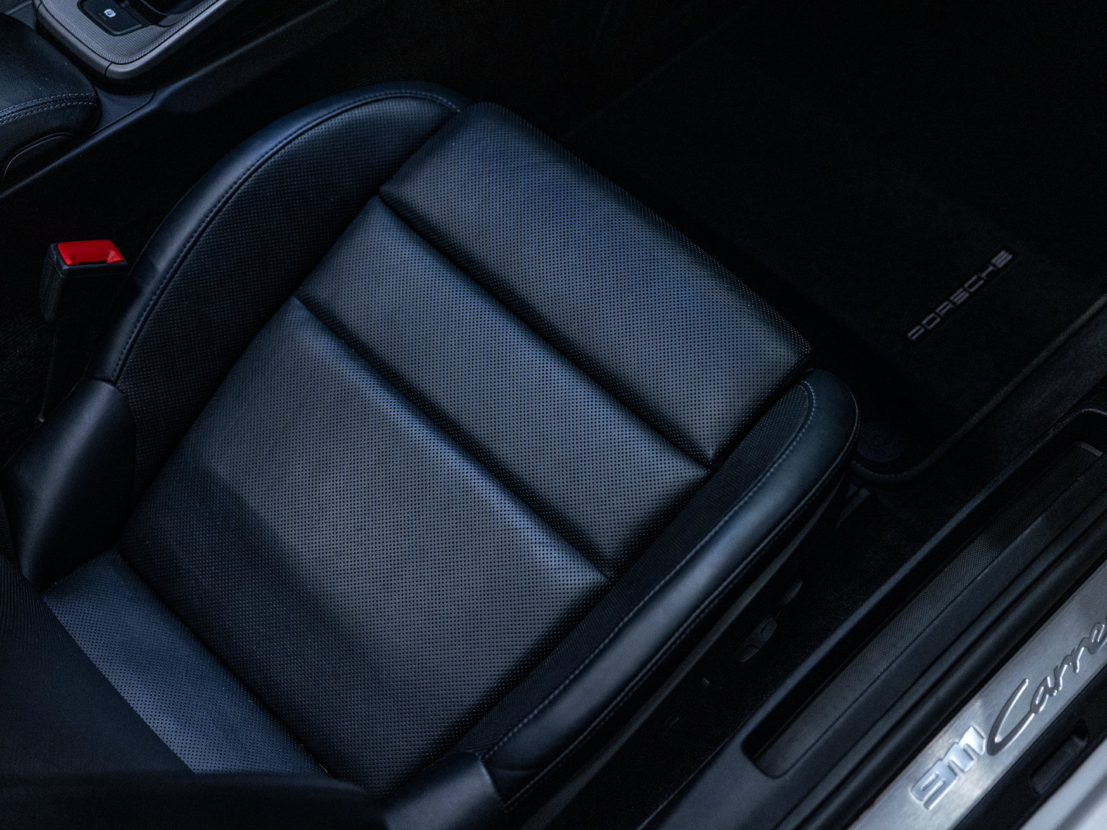 Certified 2020 Porsche 911 Carrera S RWD image 29