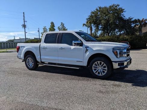 Used 2025 Ford F150 Lariat w/ Equipment Group 502A High AWD/4WD image 2