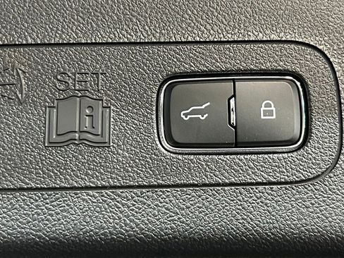 New 2026 Lincoln Aviator AWD image 29