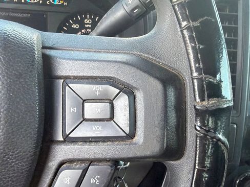 Used 2017 Ford F150 XL w/ Equipment Group 101A Mid AWD/4WD image 10