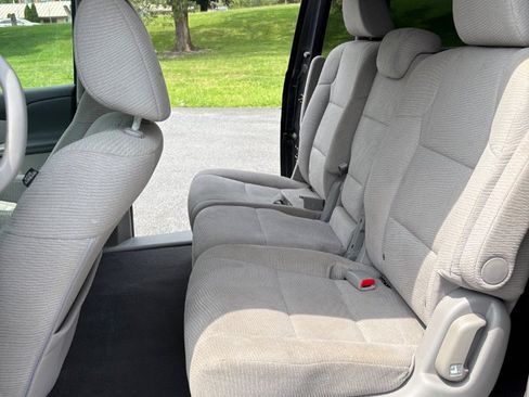 Used 2013 Honda Odyssey EX image 23