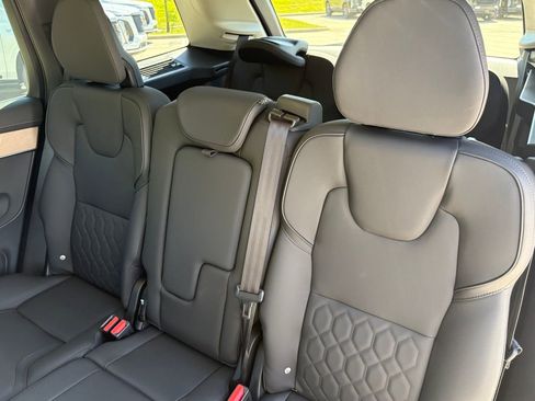 New 2026 Volvo XC90 B6 Plus w/ Protection Package Premier image 23
