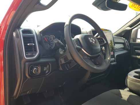 Used 2026 RAM 2500 Big Horn AWD/4WD image 9