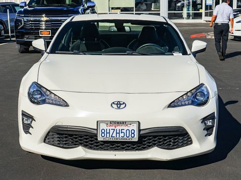 Used 2019 Toyota 86 RWD image 16