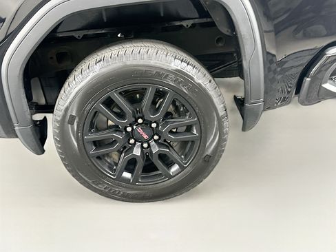 Used 2023 GMC Sierra 1500 Elevation AWD/4WD image 11