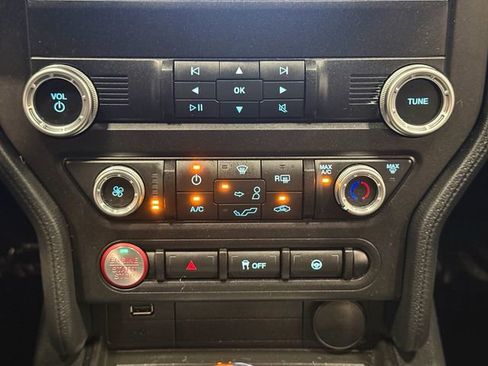 Used 2023 Ford Mustang GT RWD image 29