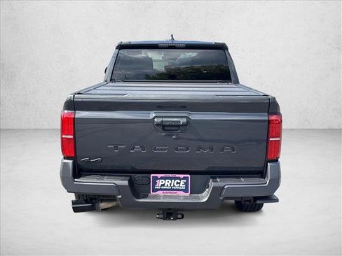 Certified 2025 Toyota Tacoma SR5 AWD/4WD image 6