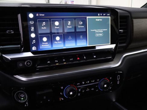 Used 2022 Chevrolet Silverado 1500 High Country w/ Technology Package image 20