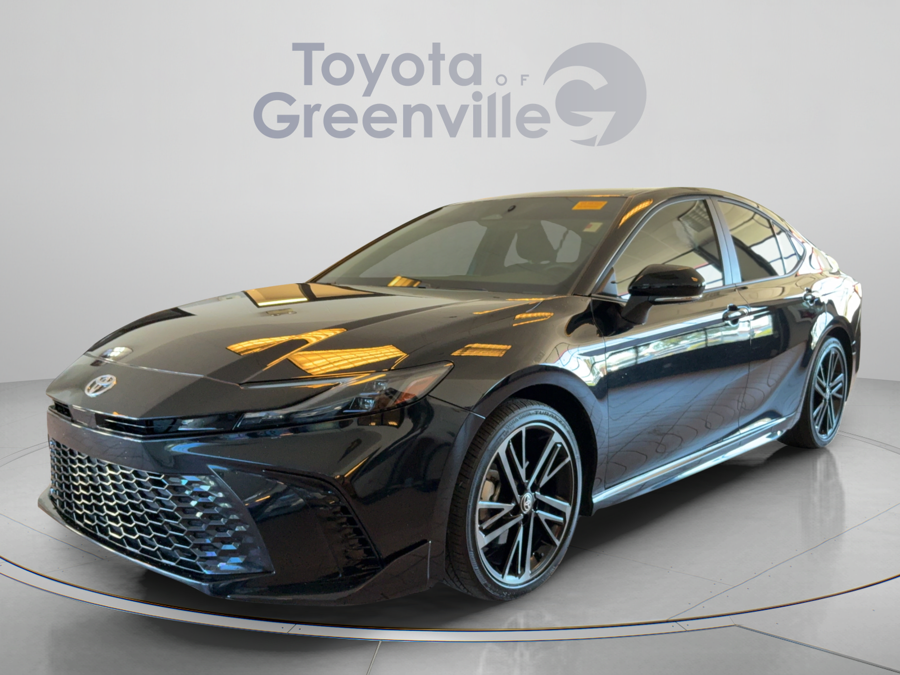 Used 2026 Toyota Camry XSE FWD image 1