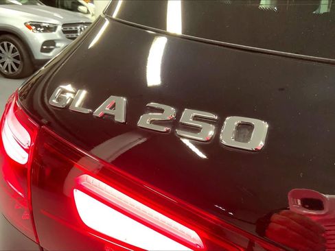 Used 2025 Mercedes-Benz GLA 250 image 29