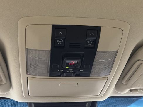 Used 2023 Lexus GX 460 Premium AWD/4WD image 34