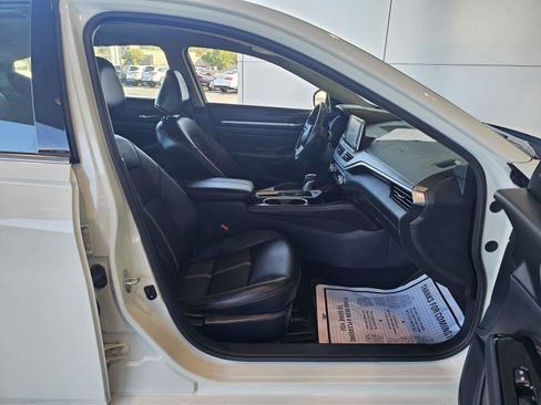 Used 2023 Nissan Altima 2.5 SR image 13