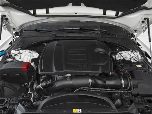 New 2024 Jaguar XF R-Dynamic SE AWD/4WD image 8