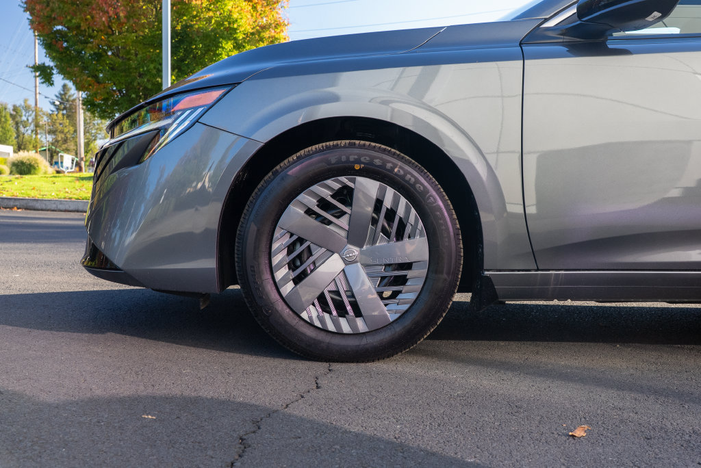 New 2027 Nissan Sentra S w/ Floor Mat Package FWD image 7