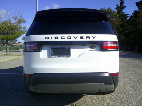 Used 2018 Land Rover Discovery HSE image 25