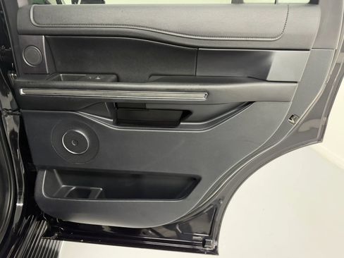 Used 2019 Ford Expedition XLT w/ Equipment Group 202A image 21