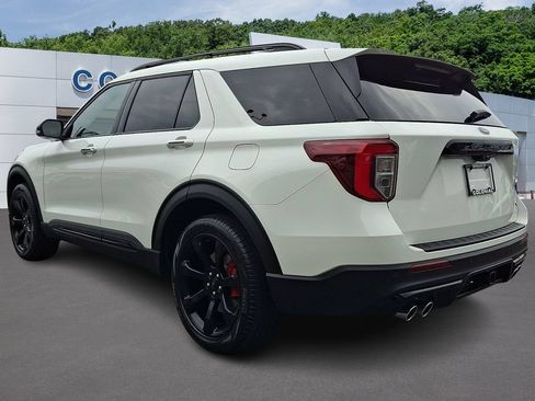 Certified 2024 Ford Explorer ST w/ Equipment Group 401A AWD/4WD image 4