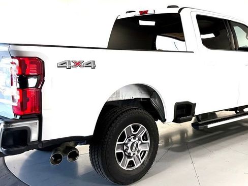 Used 2026 Ford F250 Lariat AWD/4WD image 4