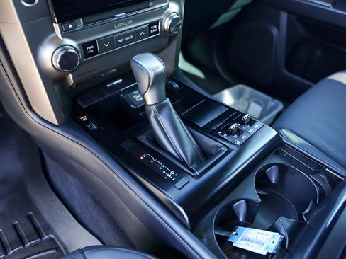 Used 2020 Lexus GX 460 Premium AWD/4WD image 23