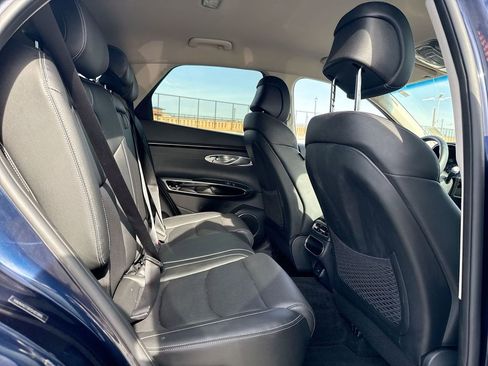 Used 2025 Genesis GV70 2.5T image 27