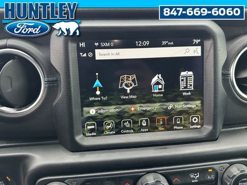 Used 2021 Jeep Wrangler Unlimited Rubicon 4xe w/ Dual Top Group AWD/4WD image 25